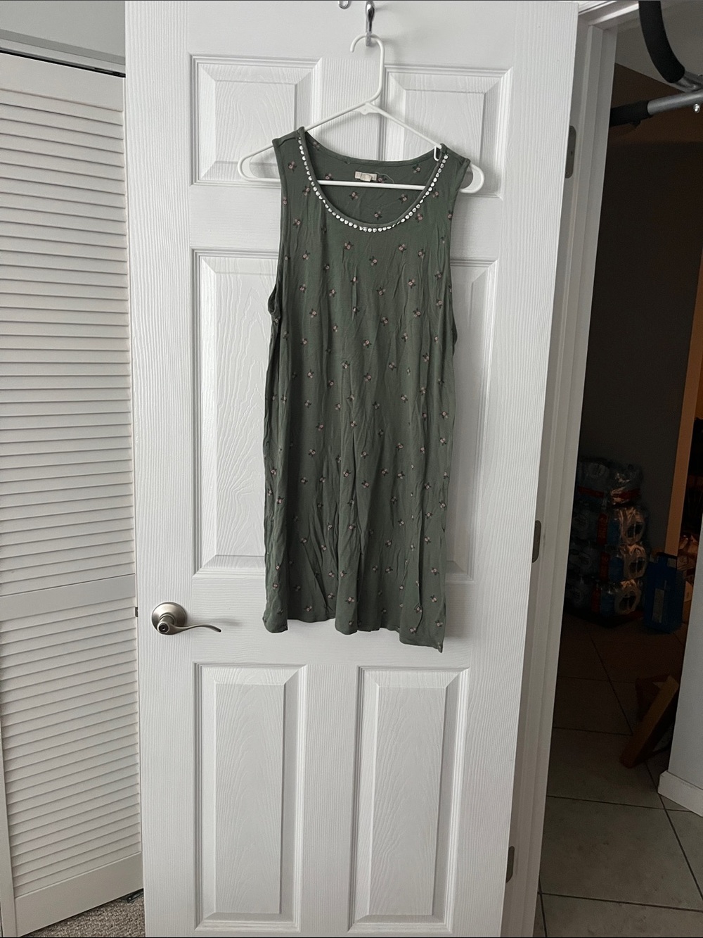 Layla Olive Green Embellished Sleeveless nightgown size L